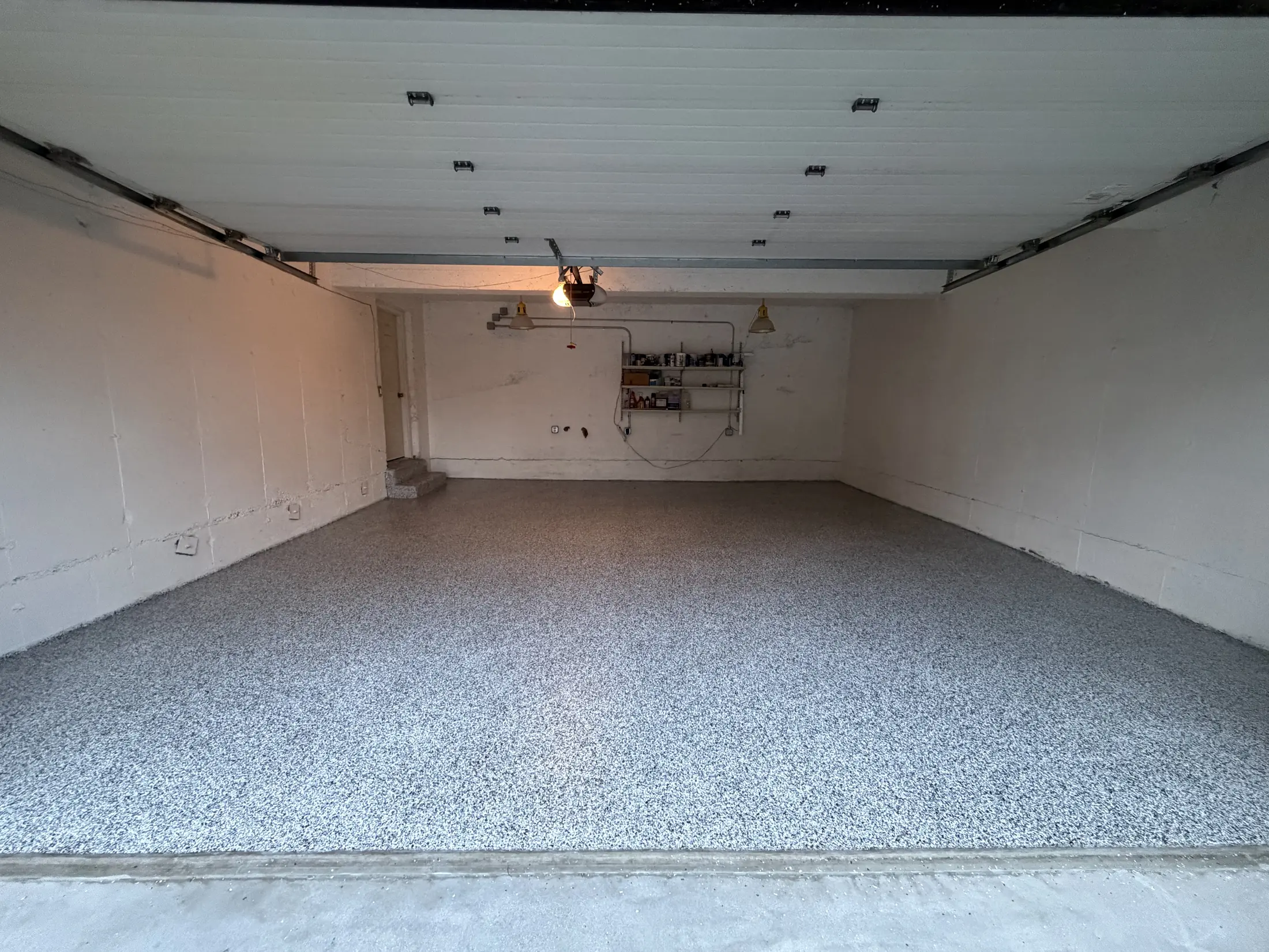 Decorative flake floor in a garage